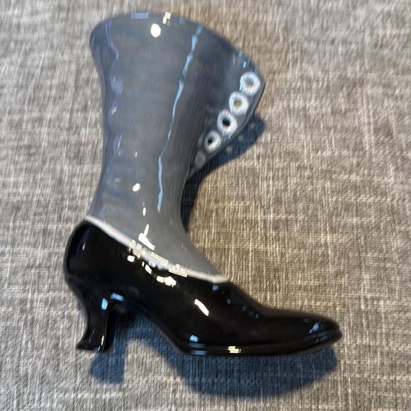 Vintage Victorian ceramic lace up boot collectible - Picture 5 of 7